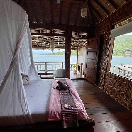Floating Paradise Karimunjawa Exterior foto