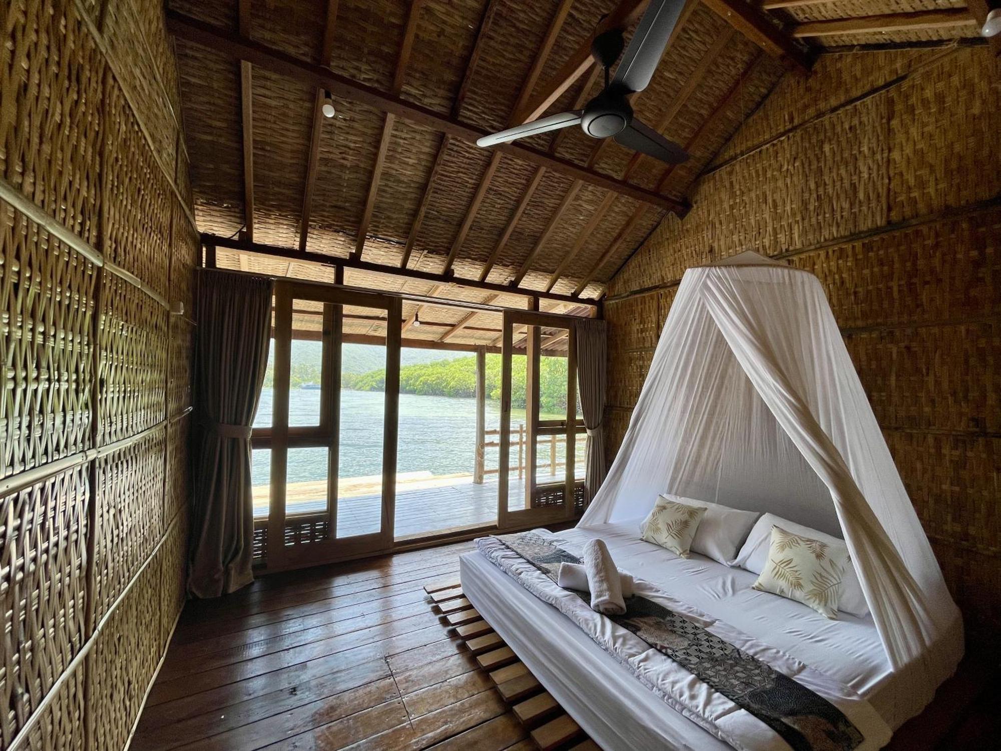 Floating Paradise Karimunjawa Exterior foto